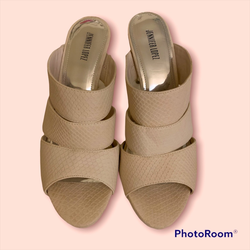 Cream snake skin heels